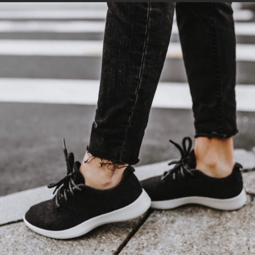 Allbirds Wool Runner True Black w/Cream ✨ Like New